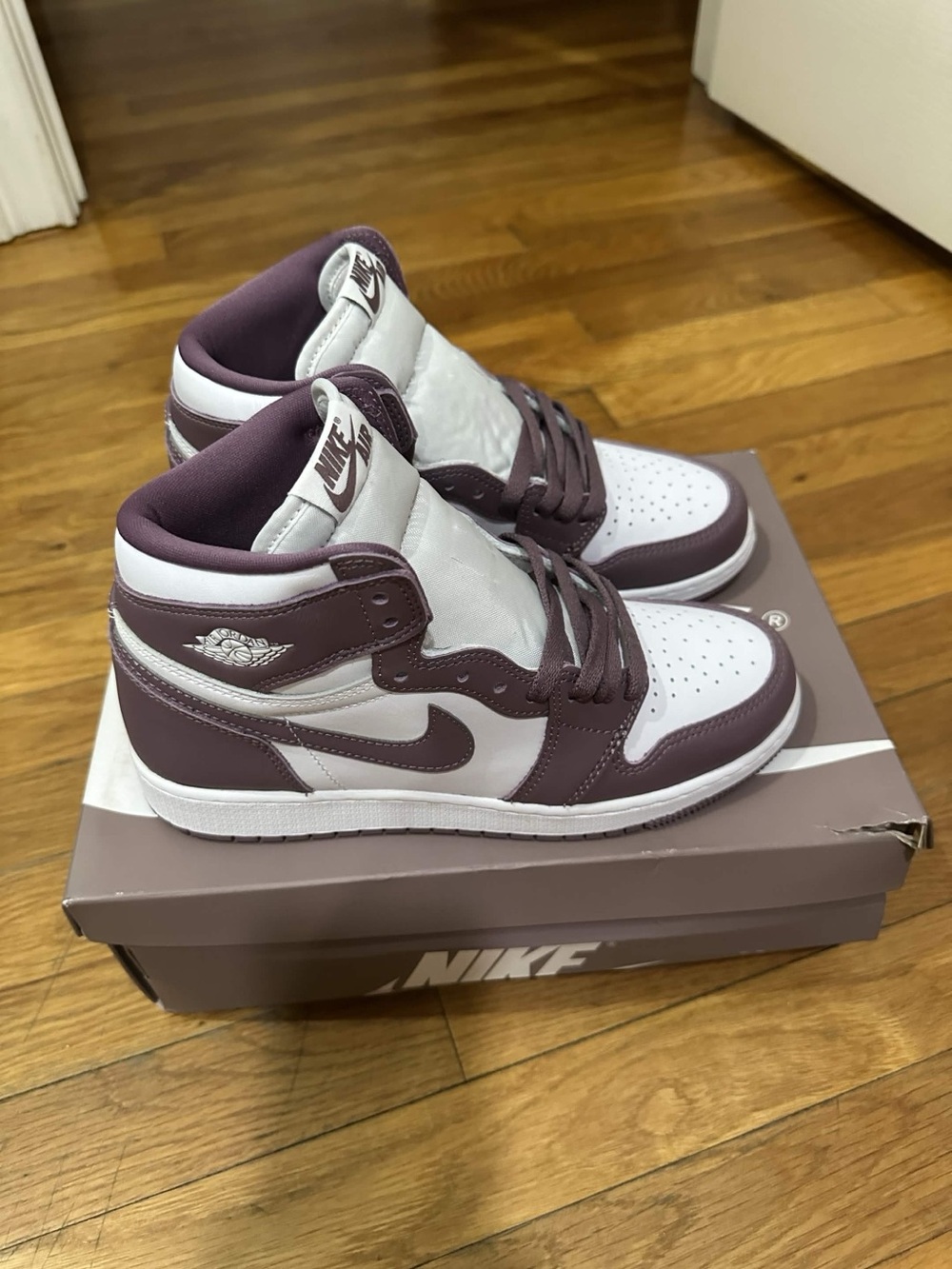 *New* Jordan 1 High Big Kid White Purple (FD1437-105) Size 6.5Y